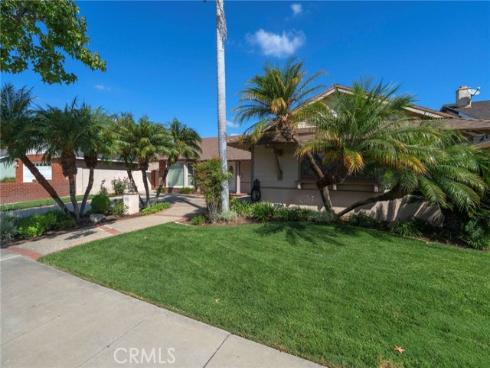 1045 E Carleton   Avenue, Orange, CA