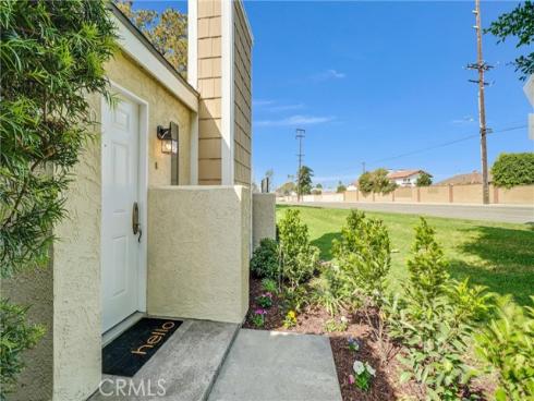 3340 E Collins  1  Avenue, Orange, CA