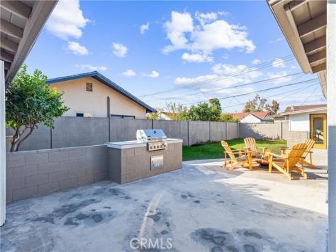 824 N Lincoln   Street, Orange, CA