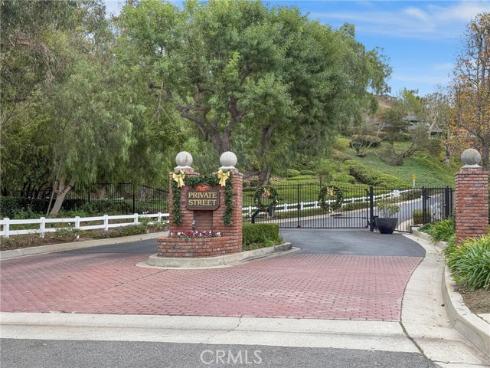 5922 E Bunker Hill   Avenue, Orange, CA