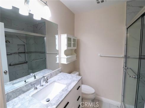 700 W La Veta P15 Avenue, Orange, CA