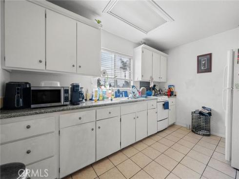 2122 N Shaffer Street A & B , Orange, CA