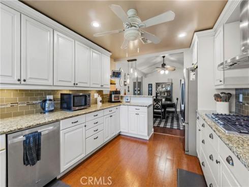 805 W Brentwood Avenue, Orange, CA