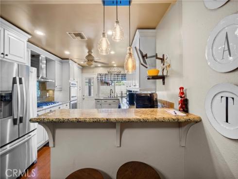 805 W Brentwood Avenue, Orange, CA