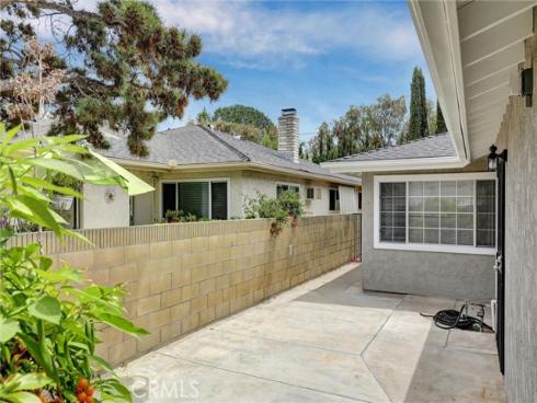 402 E Glendale Drive, Orange, CA