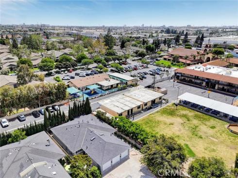 402 E Glendale Drive, Orange, CA