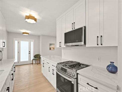 347 E Barkley Avenue, Orange, CA