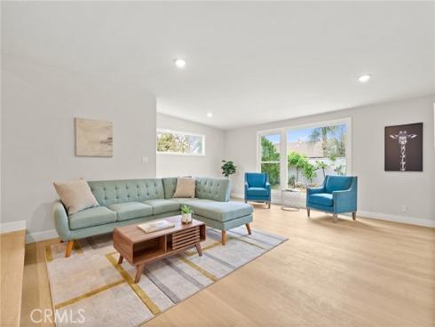 347 E Barkley Avenue, Orange, CA