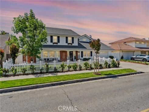 2546 E Palmyra Avenue, Orange, CA