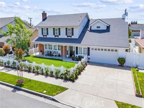 2546 E Palmyra Avenue, Orange, CA