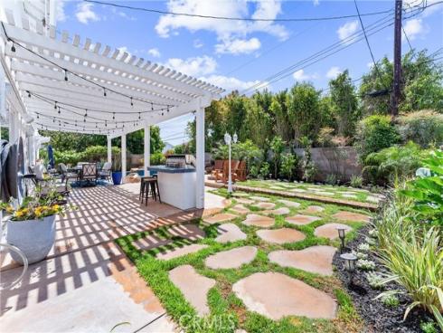 2546 E Palmyra Avenue, Orange, CA