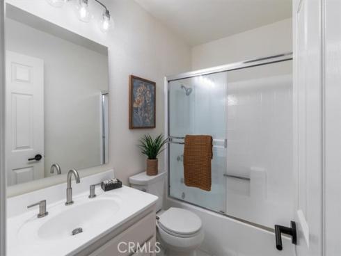 2720 E Walnut 10 Avenue, Orange, CA