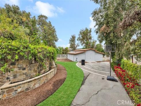 752 N Creekview Drive, Orange, CA