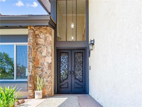 2223 E Vista Mesa Way, Orange, CA