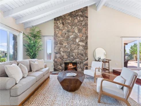 2223 E Vista Mesa Way, Orange, CA