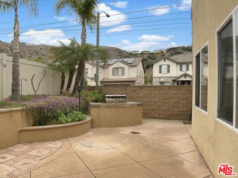 2272 N Parkhurst   Drive, Orange, CA