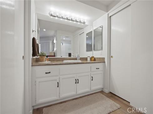 5846 E Creekside 10 Avenue, Orange, CA