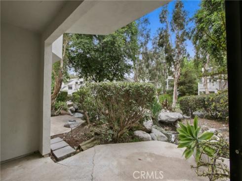 5846 E Creekside 10 Avenue, Orange, CA