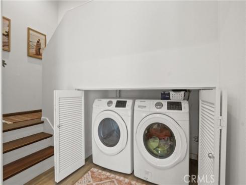 5846 E Creekside 10 Avenue, Orange, CA