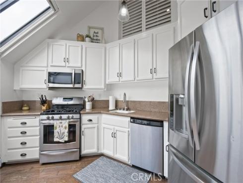 5846 E Creekside 10 Avenue, Orange, CA