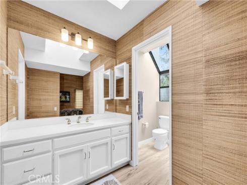 5846 E Creekside  35  Avenue, Orange, CA