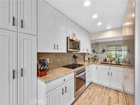 5846 E Creekside  35  Avenue, Orange, CA