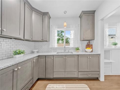 1058 E Almond Avenue, Orange, CA