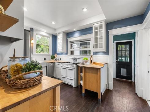 952 E Palmyra Avenue, Orange, CA