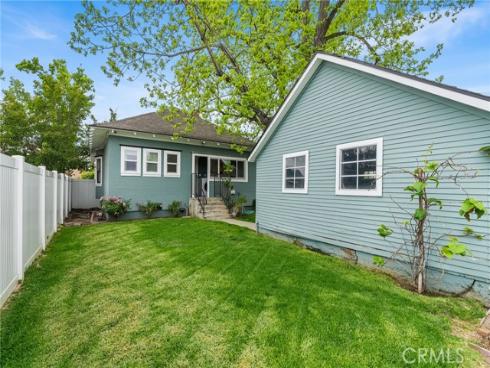 952 E Palmyra Avenue, Orange, CA