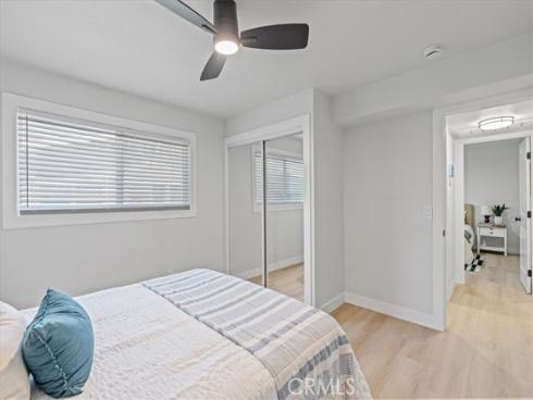 1043 E Palmyra Avenue, Orange, CA