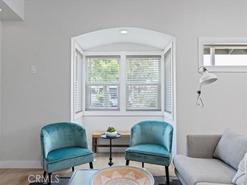 1043 E Palmyra Avenue, Orange, CA