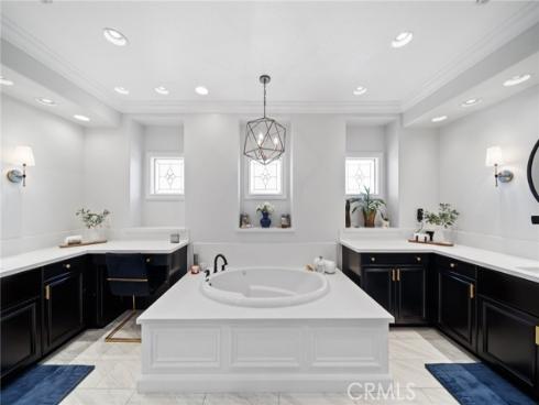 2583 N Skytop Court, Orange, CA