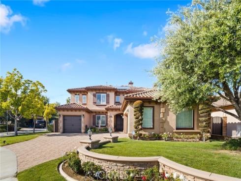 2583 N Skytop Court, Orange, CA