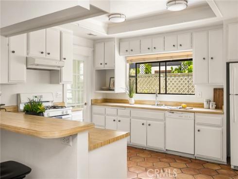 528 E Palmyra   Avenue, Orange, CA