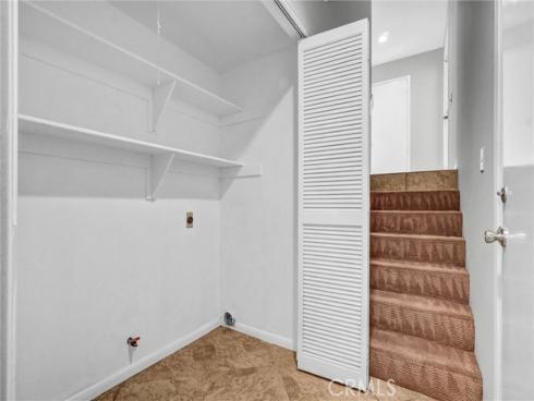 152 N Singingwood 6 Street, Orange, CA