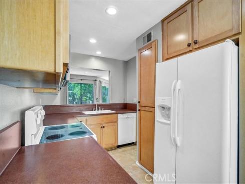 152 N Singingwood 6 Street, Orange, CA