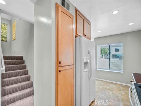 152 N Singingwood 6 Street, Orange, CA