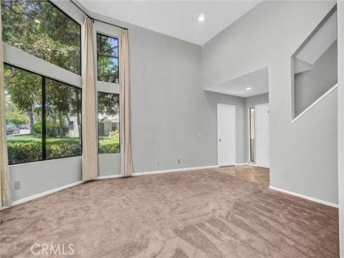 152 N Singingwood 6 Street, Orange, CA