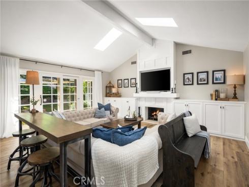 227 S Calle Grande , Orange, CA