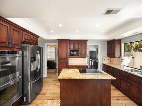 227 S Calle Grande , Orange, CA