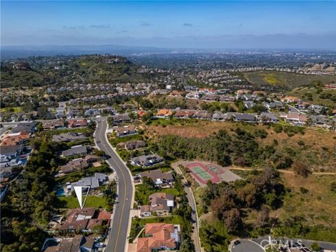 227 S Calle Grande , Orange, CA