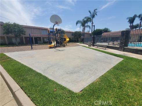 700 W La Veta K5 Avenue, Orange, CA