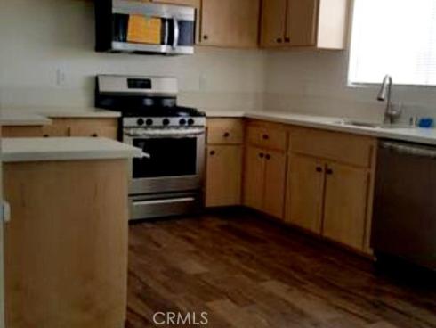 700 W La Veta K5 Avenue, Orange, CA