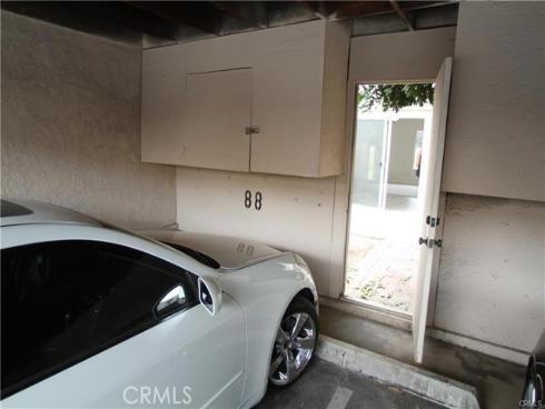 700 W La Veta K5 Avenue, Orange, CA