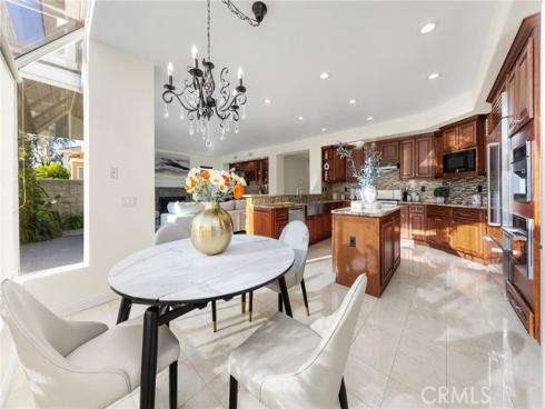 2712 N Roxbury Street, Orange, CA