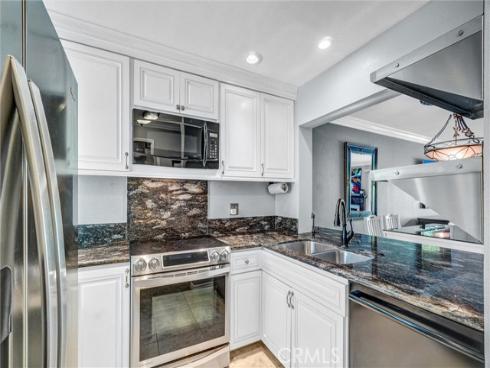 5927 E Creekside 18 Avenue, Orange, CA