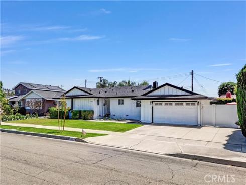 1947 N Sacramento Street, Orange, CA