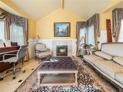 2445 N Santiago Boulevard, Orange, CA