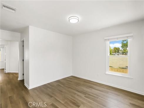 611 W Walnut Avenue, Orange, CA