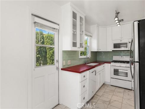 611 W Walnut Avenue, Orange, CA